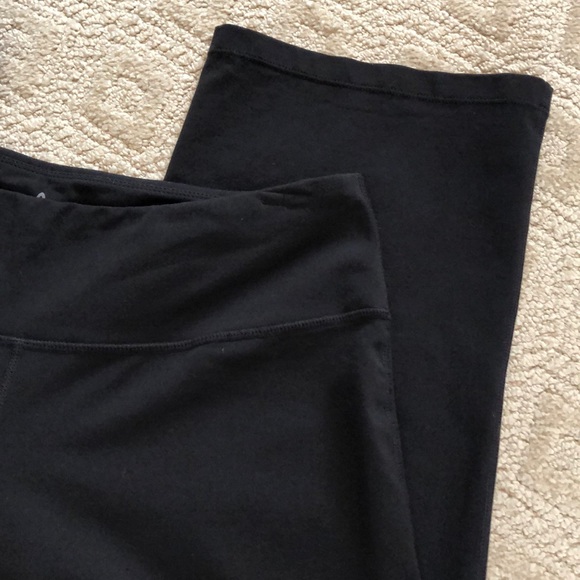 prAna Loose Fit Yoga Capris - Picture 6 of 7